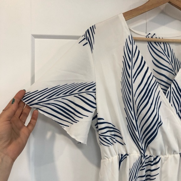 Printed Maxi Dress - Picture 2 of 5